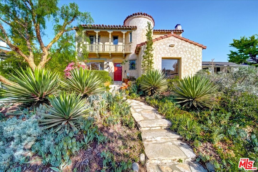 10473 Holman Ave, Los Angeles, CA 90024 House Rental in Los Angeles