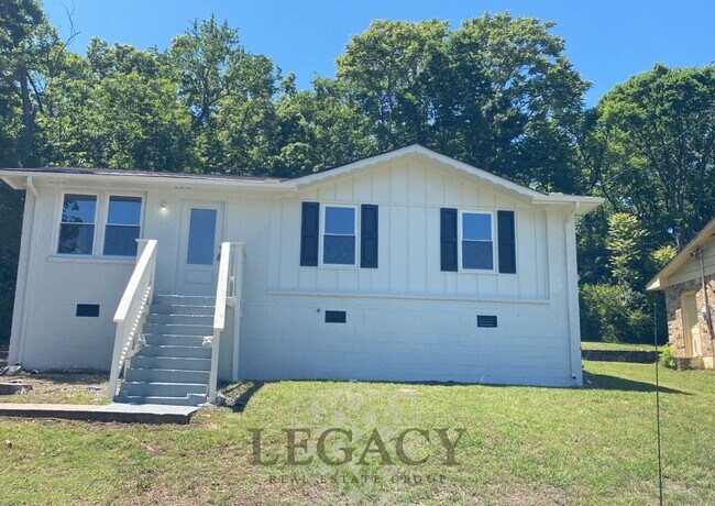 Foto del edificio - 2316 Woodridge Dr