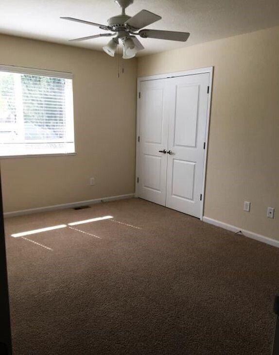 Building Photo - 315 Saint Ida Cir
