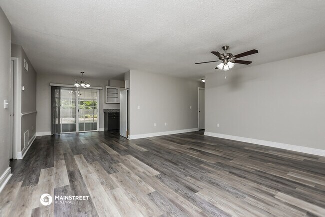 Building Photo - 401 Flewelling Ave