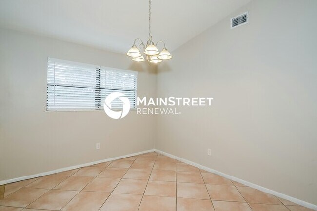 Building Photo - 3 Bedroom Pet-Friendly Home in SARASOTA, FL with Main Street Renewal