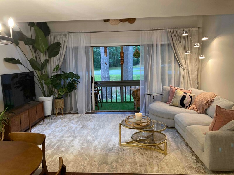 14 Brookside Dr, Stratham, NH 03885 Townhome Rentals in Stratham NH