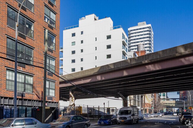 Foto del edificio - 42-44 Crescent St