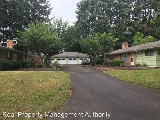 Foto del edificio - 2 br, 1.5 bath House - 1606 NW 109th Street