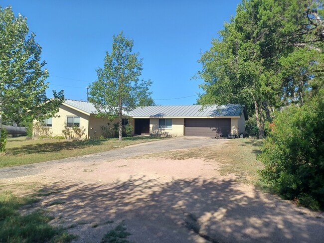 Building Photo - 11158 Circle Dr