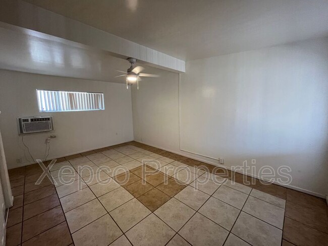 Building Photo - 13336 Ave Hermosa