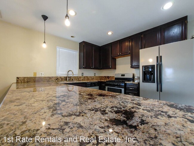 Foto del edificio - 3 br, 2.5 bath House - 4857 Village Green Way