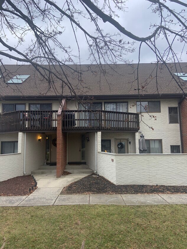 640 Geneva Dr Unit 12, Mechanicsburg, PA 17055 Condo for Rent in