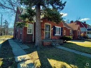 Building Photo - 15452 Cedargrove St