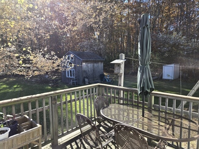 Foto del edificio - Single Family Home with Large Private Yard