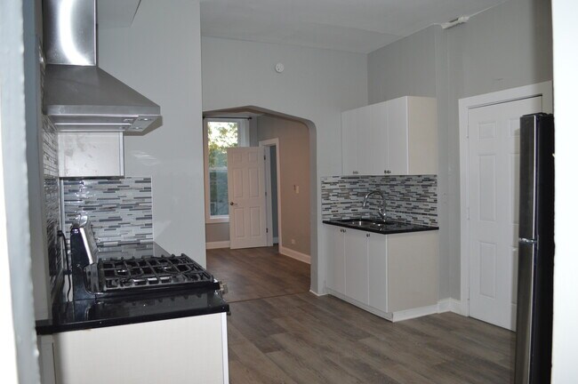 Foto del edificio - 2242 W 19th St
