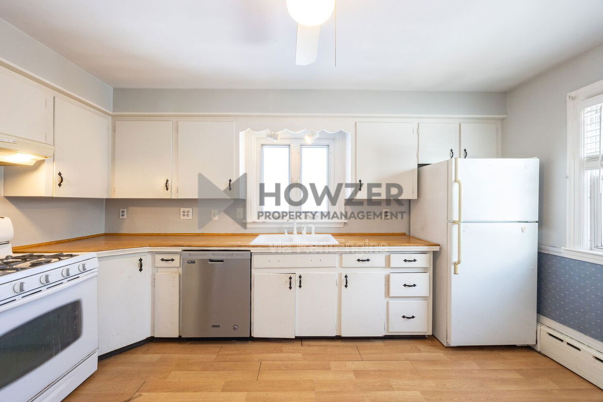 Photo - 19 Illinois St