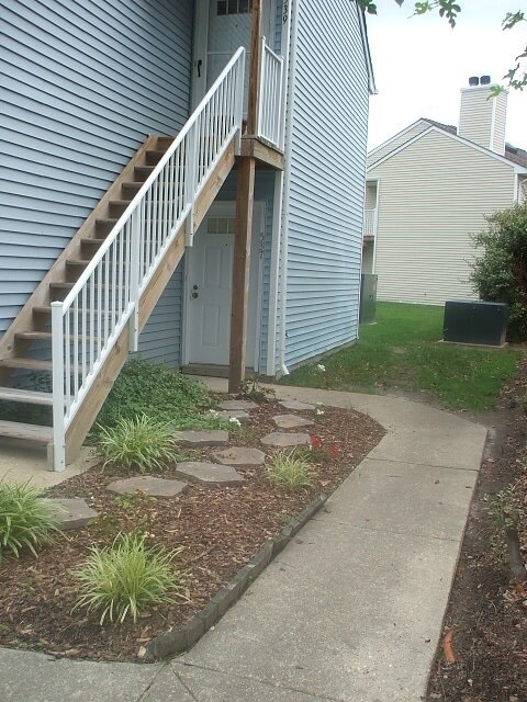 Primary Photo - 2 bedroom condo in Newpointe Condos
