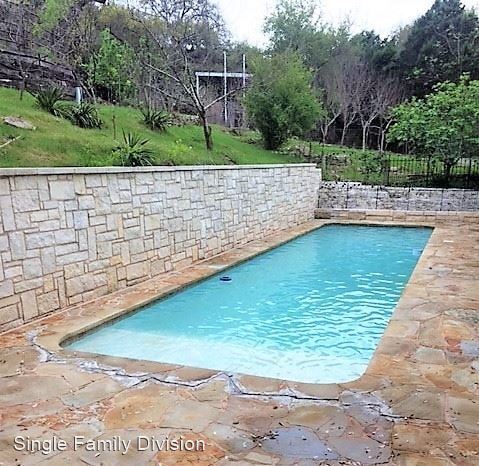 Foto principal - 4 br, 3 bath House - 1701 Foggy Glen Cv