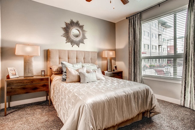 Ovation | Lone Tree, CO Apartments - Ovation