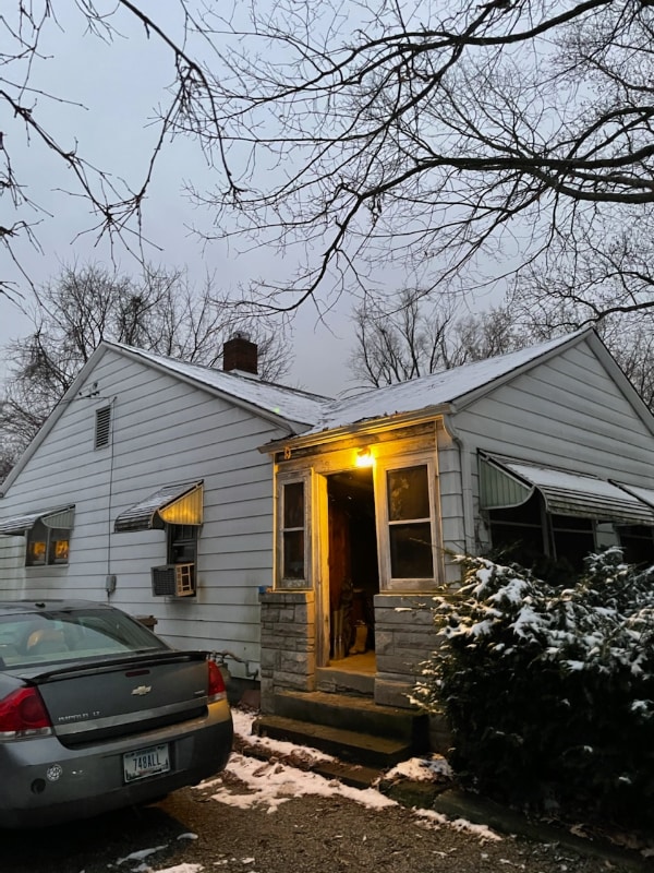 Building Photo - 5834 E 20th St