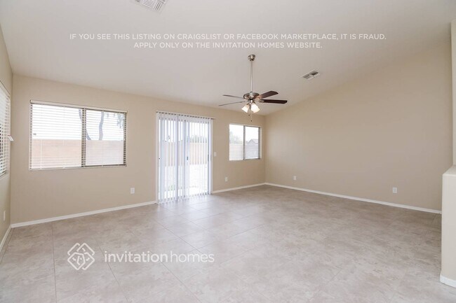 Foto del edificio - 30459 Maple Chase Dr