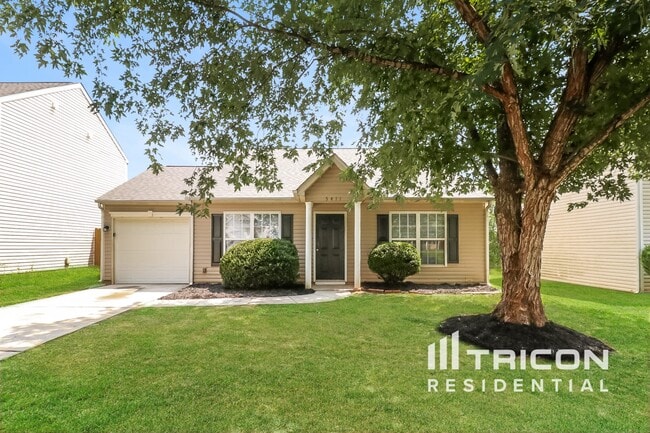 Building Photo - 5411 Peachwood Dr