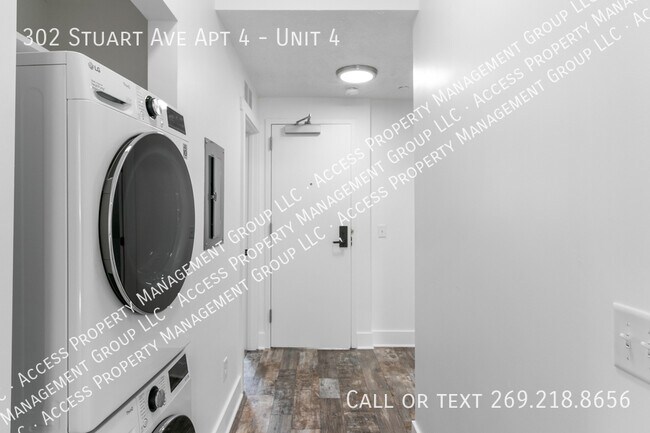 Foto del edificio - 302 Stuart Ave