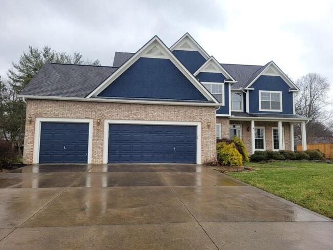 Building Photo - 8162 Chateau Ln