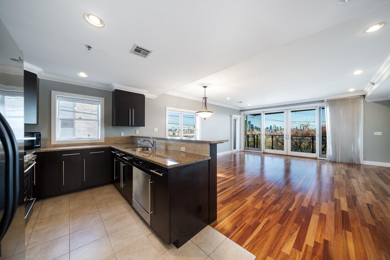 215217 Manhattan Ave Unit 2B, Union City, NJ 07087 Condo for Rent in