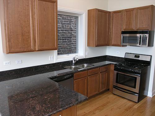 Foto del edificio - 3823 S Lowe Ave