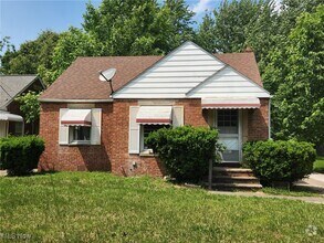 Building Photo - 25801 Forestview Ave