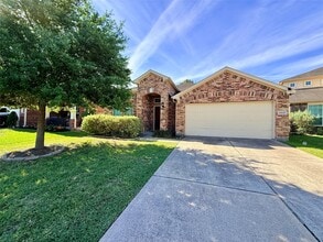 Building Photo - 12115 Rockridge Falls Dr