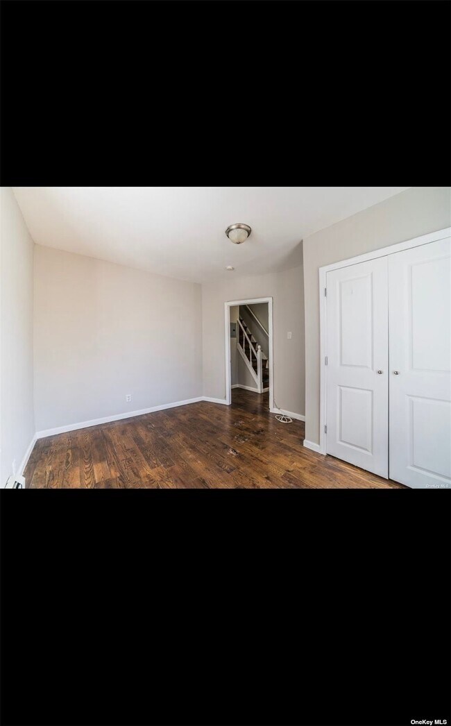 Building Photo - 76-34 85th Rd