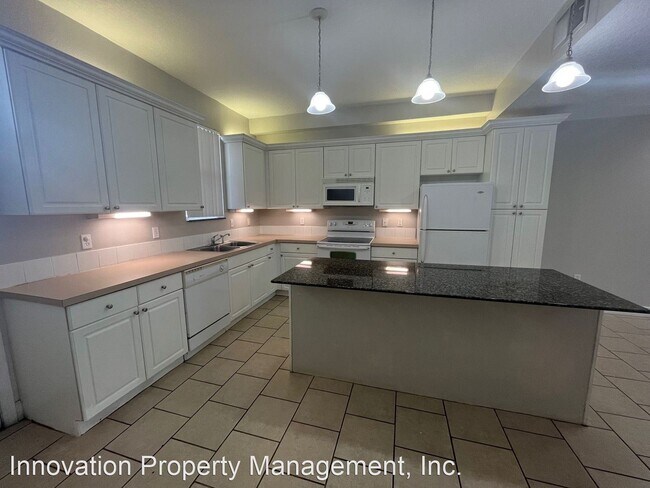 Building Photo - 3 br, 2.5 bath House - 2015 Piedmont Lane