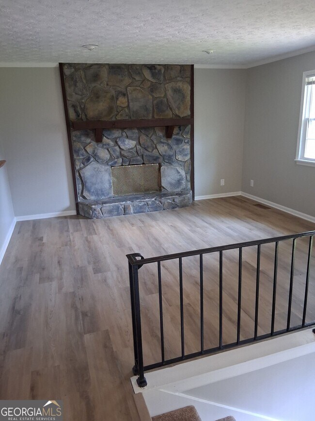 Foto del edificio - 9109 Sterling Ridge Ln