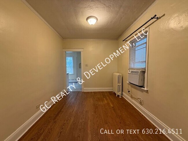 Foto del edificio - 2415 Hastings Ave