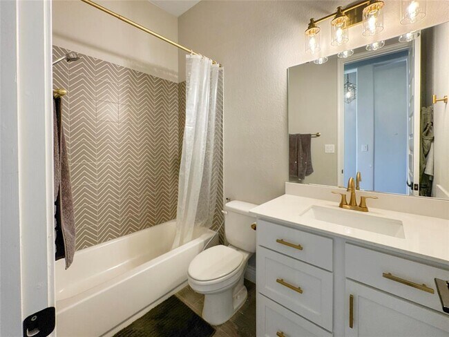 Foto del edificio - 16608 Christina Garza Dr