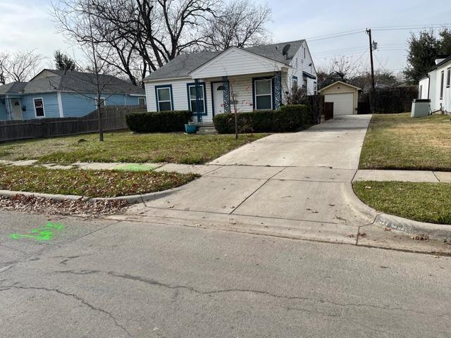 Building Photo - 9785 Larga Dr