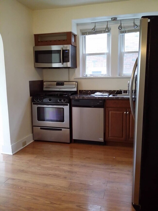Foto del edificio - Beautiful 3 bedroom Home in Mt. Lebanon