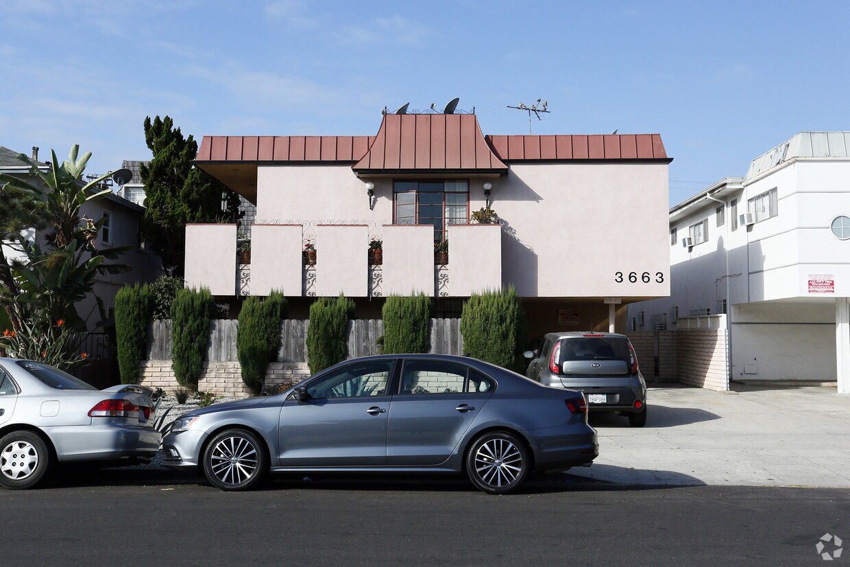 Building Photo - 3663 Vinton Ave