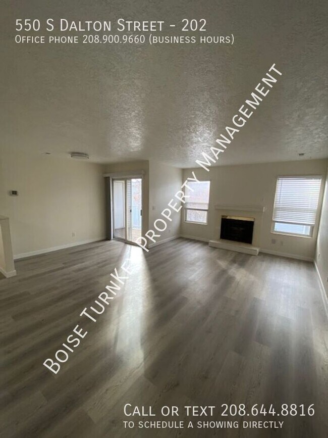 Foto del edificio - 550 S Dalton Ln