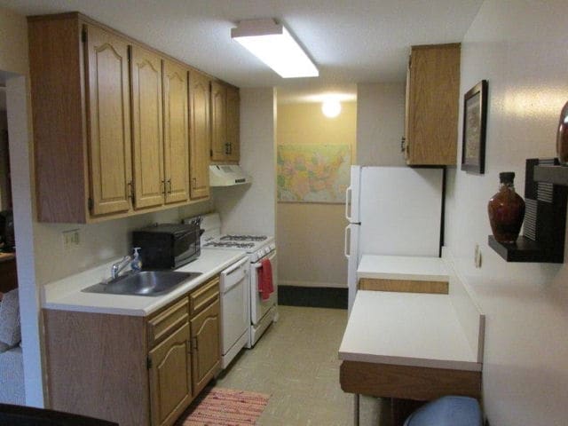 Brandywine Apartments Amherst Ma Kitchen