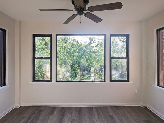 Foto del edificio - 5219 S Greenwood Ave