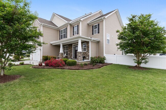 Foto del edificio - 5 Bedroom 3.5 bath home in Hickory Landing