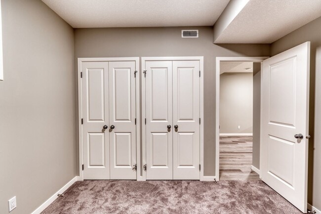 Building Photo - 149 Arbour Lake Hill NW
