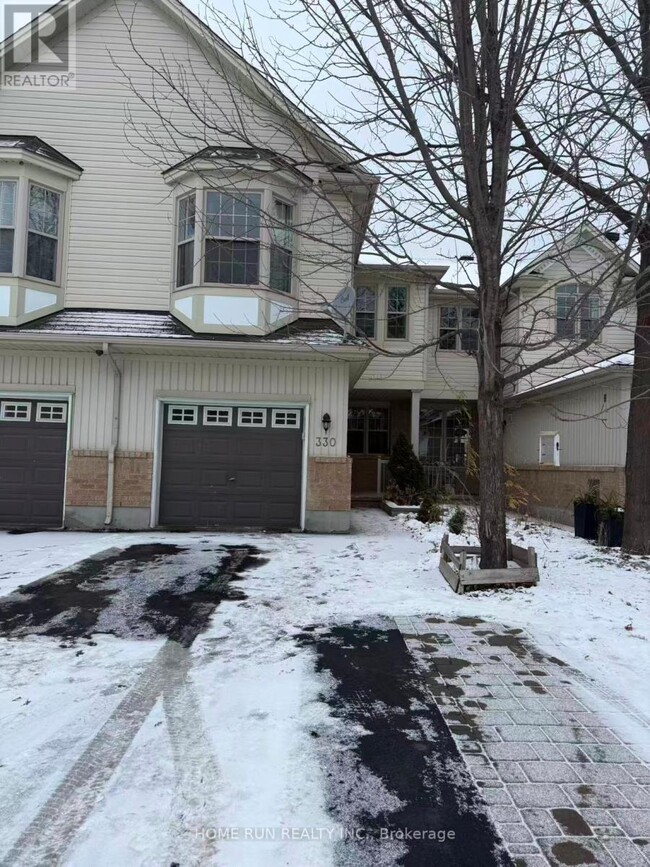 Building Photo - 330 Applecross Crescent