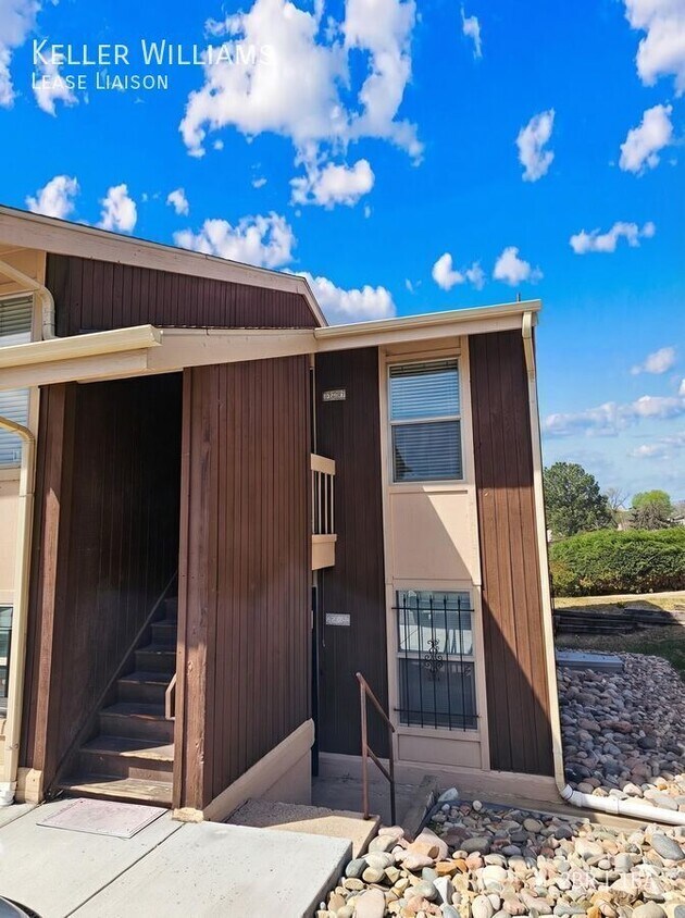 Photo - 4205 N Carefree Circle-1