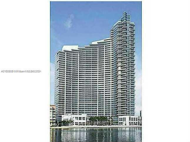 Foto del edificio - 2020 N Bayshore Dr