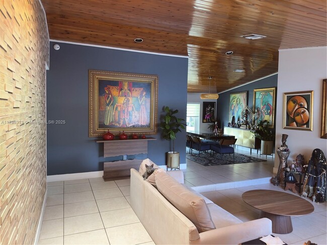Foto del edificio - 10600 SW 146th Ct