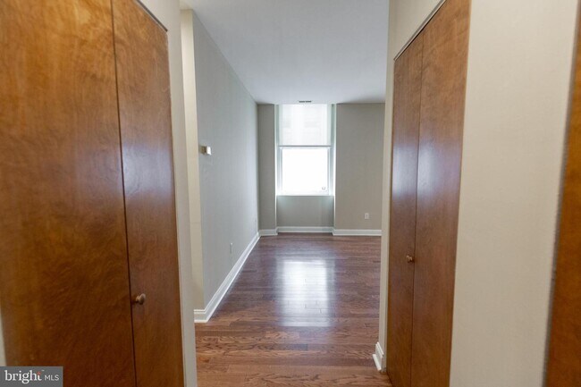 Foto del edificio - 1600 Walnut St