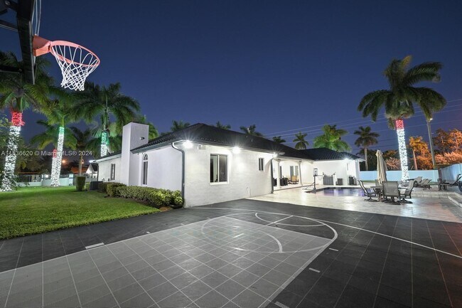 Building Photo - 9700 SW 58th St