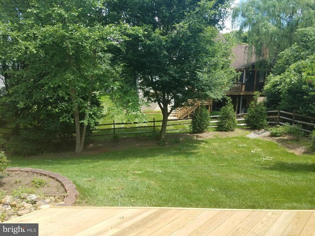 Building Photo - 46432 Esterbrook Cir
