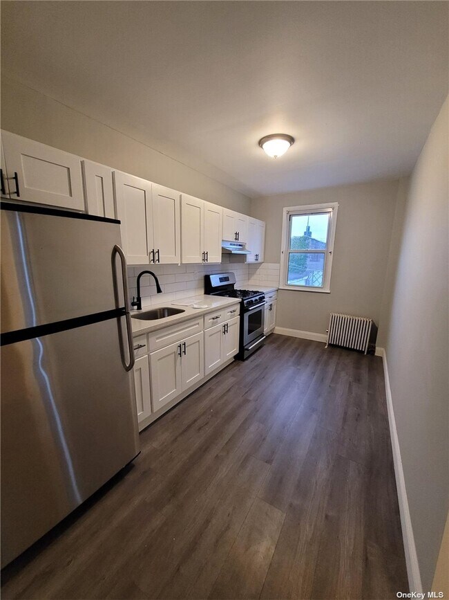 Building Photo - 103-22 94th St