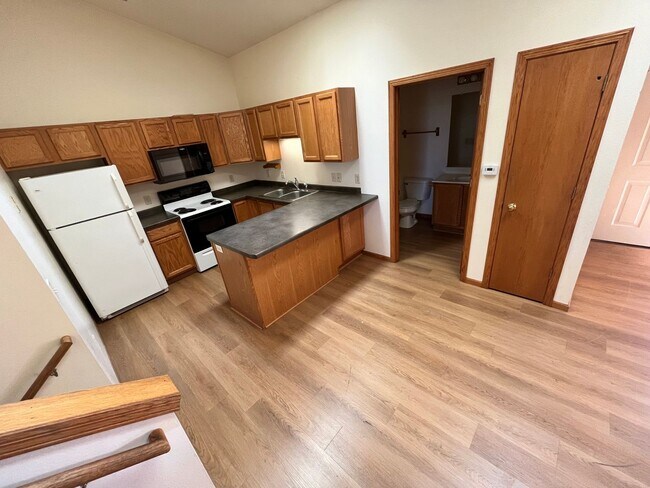 Foto del edificio - 711 29th Ave NE